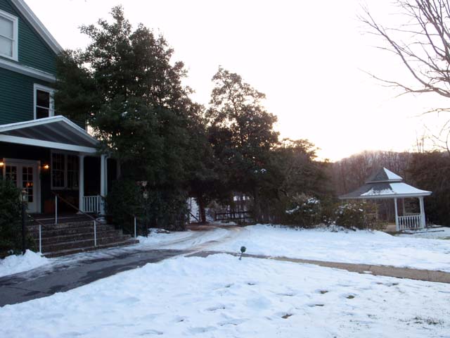 Snow at Pine Crest Inn