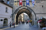 05302011_CharlesBridge_b90