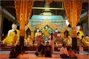 ShwedagonNight_24