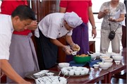 064-Burma_food_17